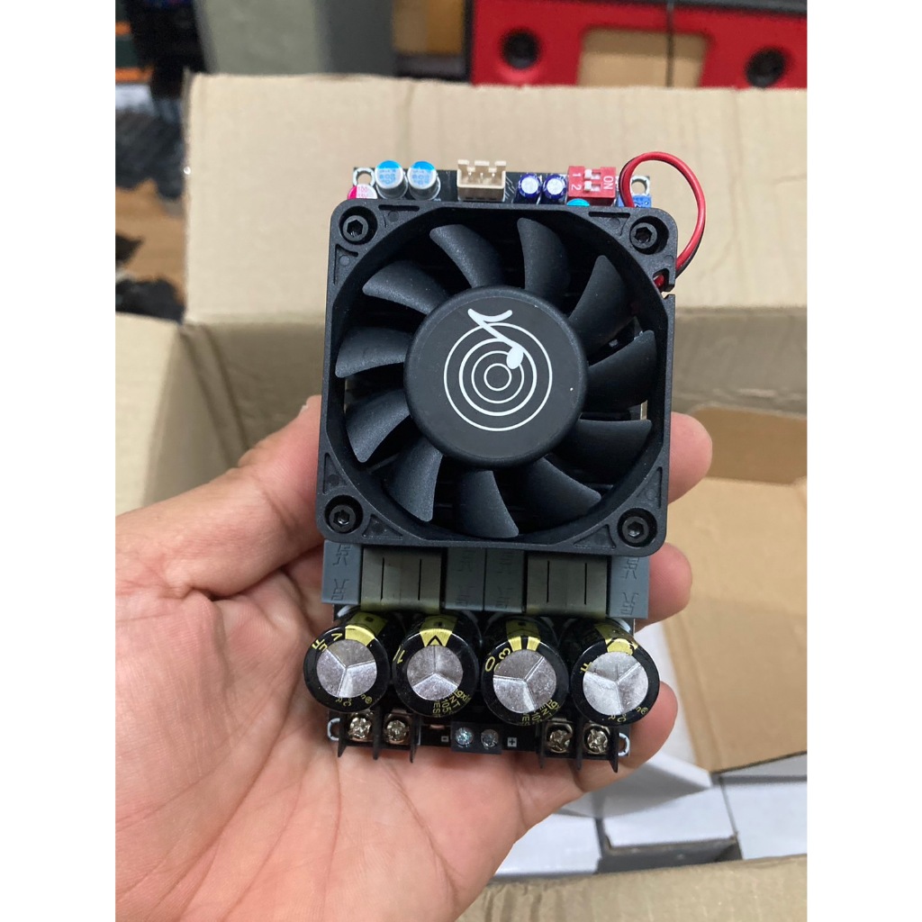 แอมรุ่น ZK-3002 2*300W