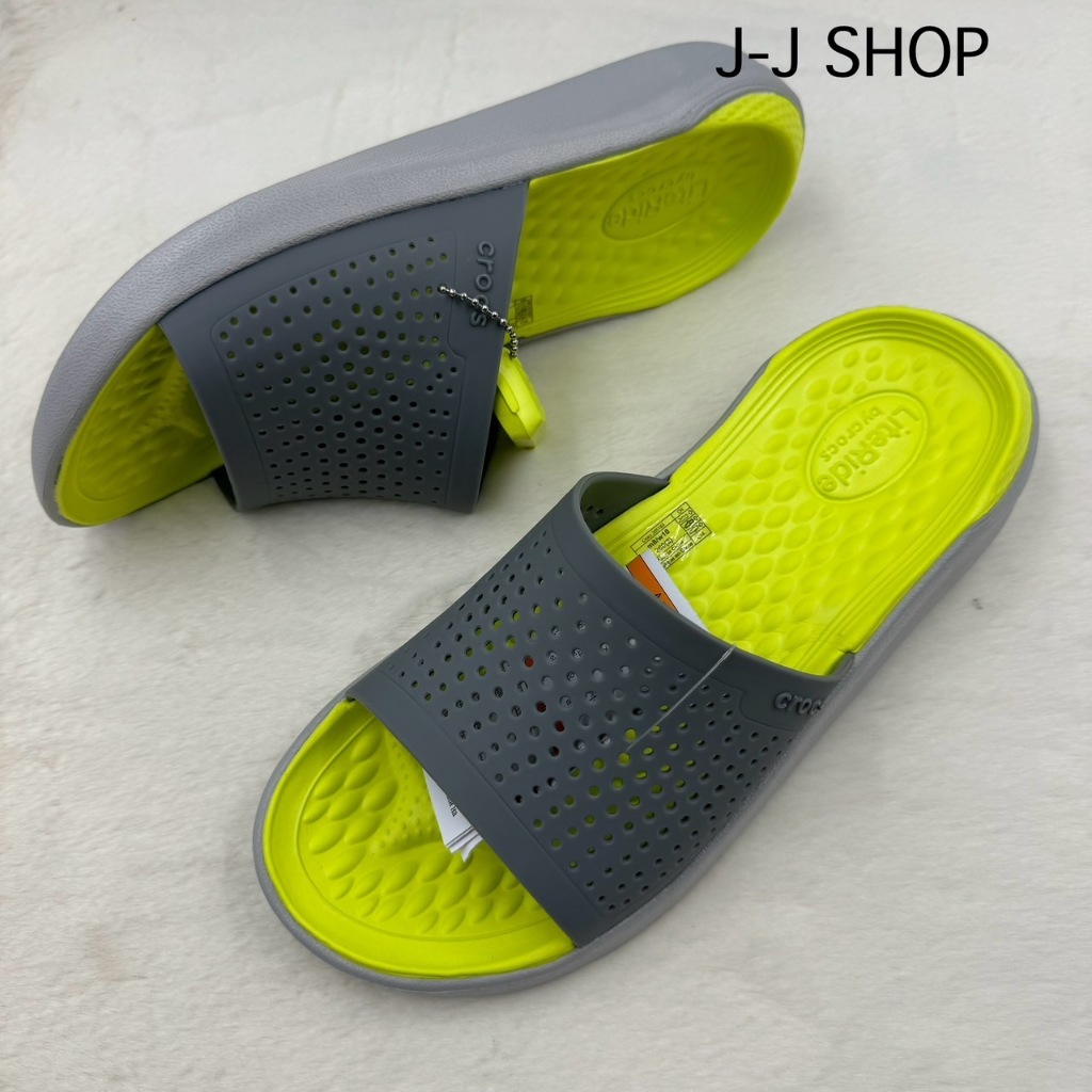รองเท้าแตะ Crocs รองเท้าแบบสวมสำหรับผู้หญิงและผู้ชาย ผลิตจากวัสดุคุณภาพดี น้ำหนักเบานิ่มใส่สบายเท้า นิ่มไม่เจ็บเท้า