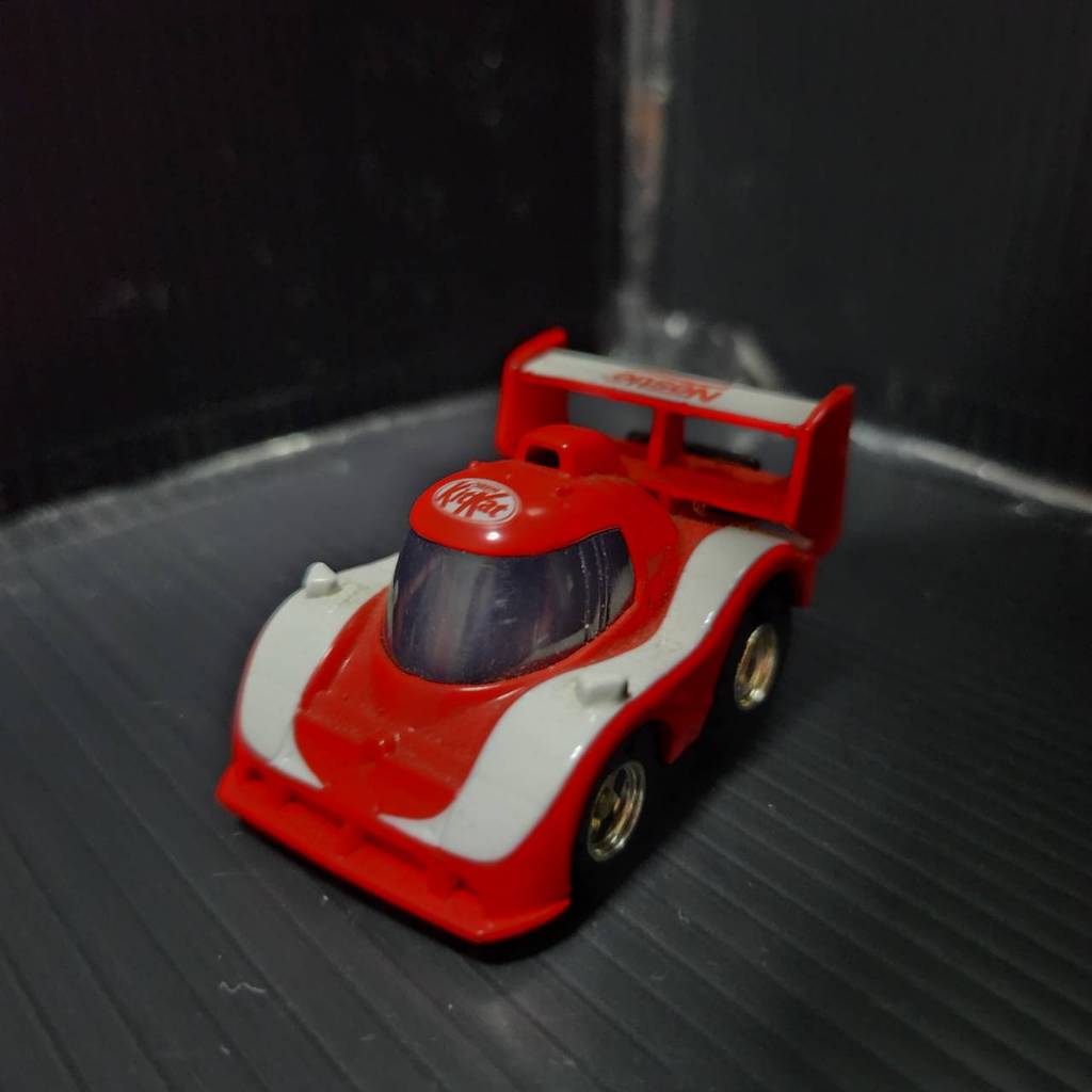 Choro-Q "Toyota TS010 Kit-Kat" race racing Tomy Takara