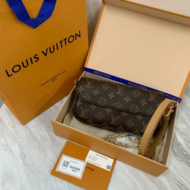 CO240312901] Louis Vuitton Ivy