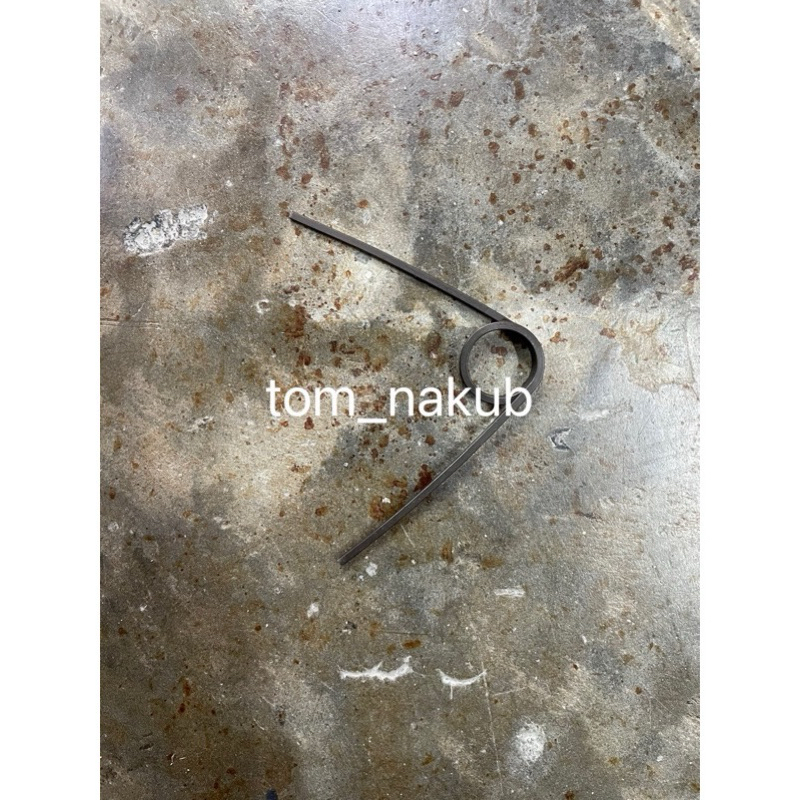 อะไหล่. สปริง    สำหรับ กรรไกรตัดหนีบด้ามยาว SOLO. ทั้งแบบ ยืดด้ามได้ และ ยืดด้ามไม่ได้