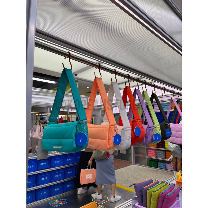 [พรีออเดอร์] กระเป๋า beyond the vines รุ่น Pocket poofy bag ✈️ของรอบถึงไทย 20/11