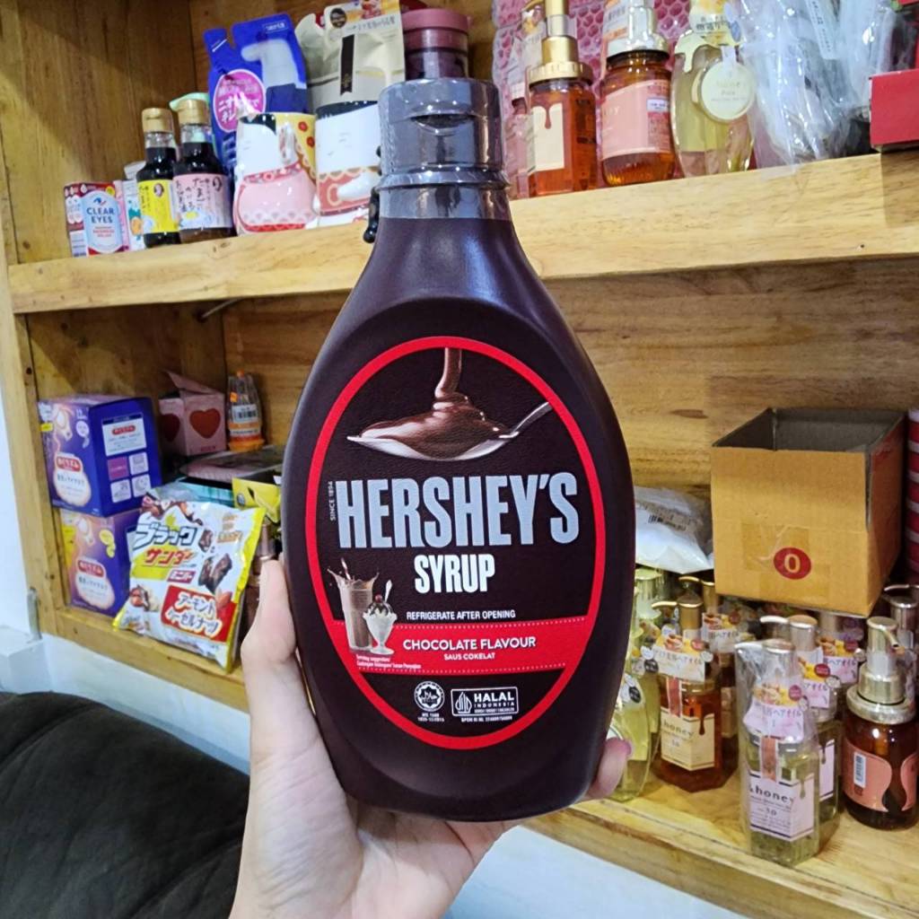 สินค้าขายดี💯 Hershey's Syrup เฮอร์ชีส์ ช็อกโกแลตไซรัป ขนาด 24ออนซ์ 680กรัม ช็อคโกแลต porn__shop