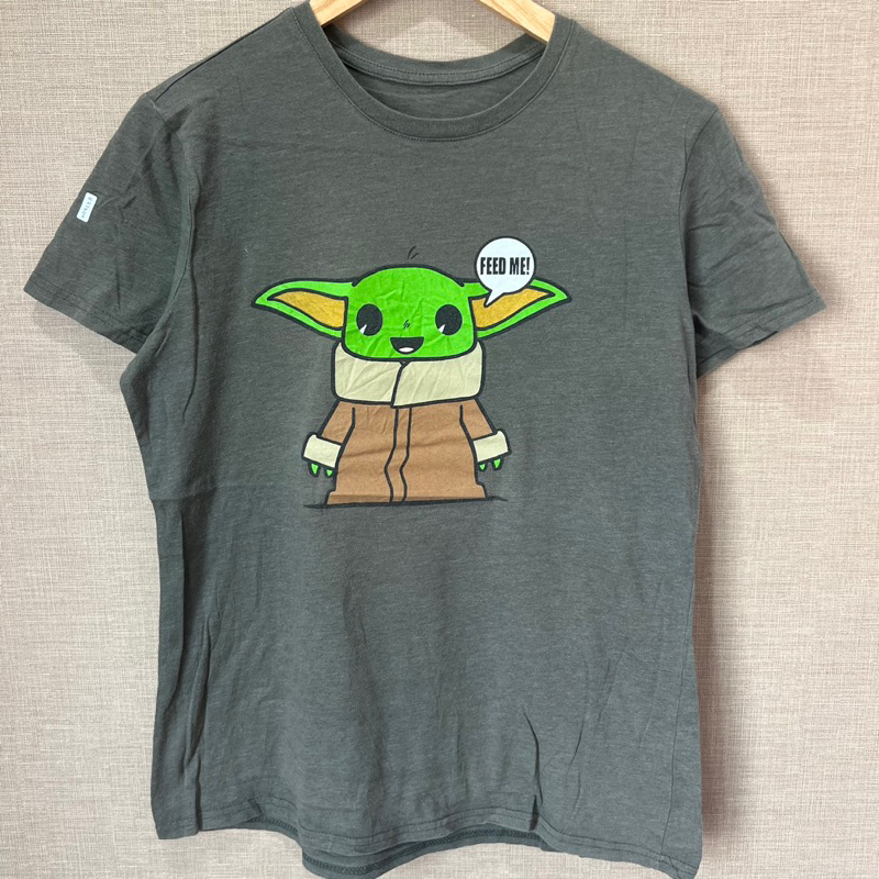 เสื้อยืด FEED Me Baby YODA Size M (M532)