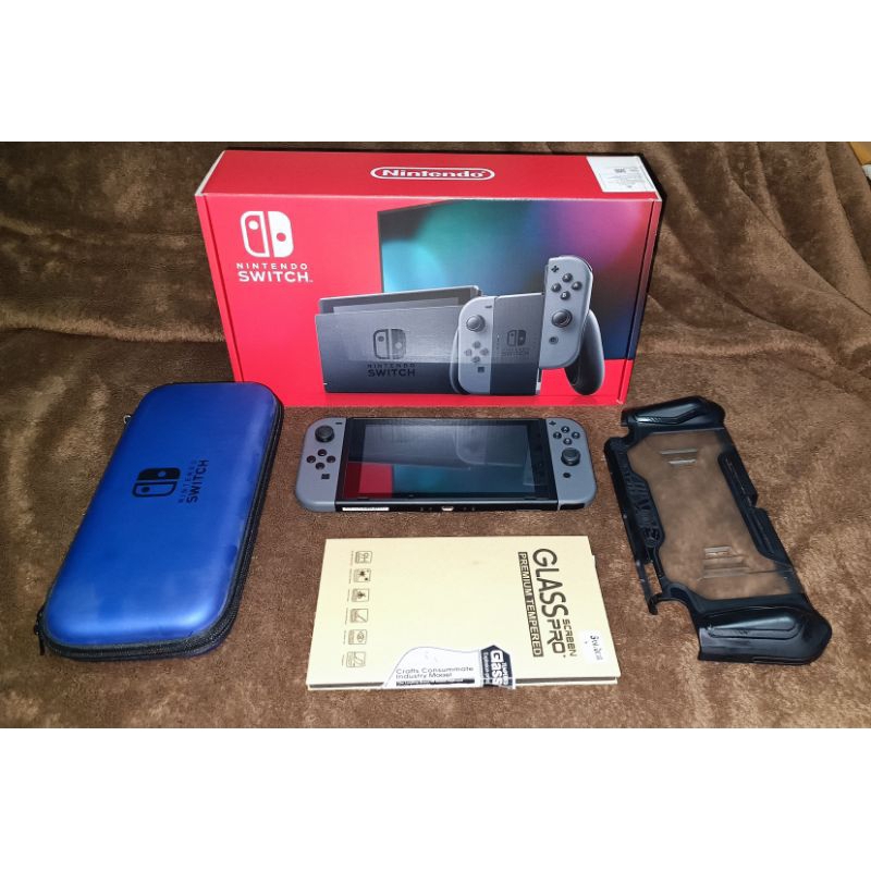 Nintendo Switch V.2 กล่องแดง (มือสอง)