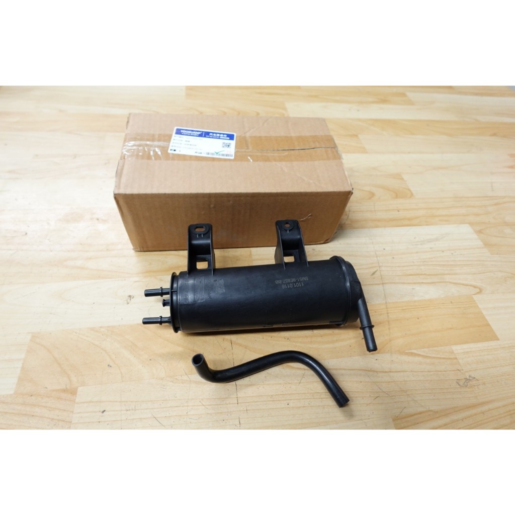 ถังชาโคล Ford Focus MK2/2.5 เครื่อง 1.8/2.0 ปี 2005 - 2011