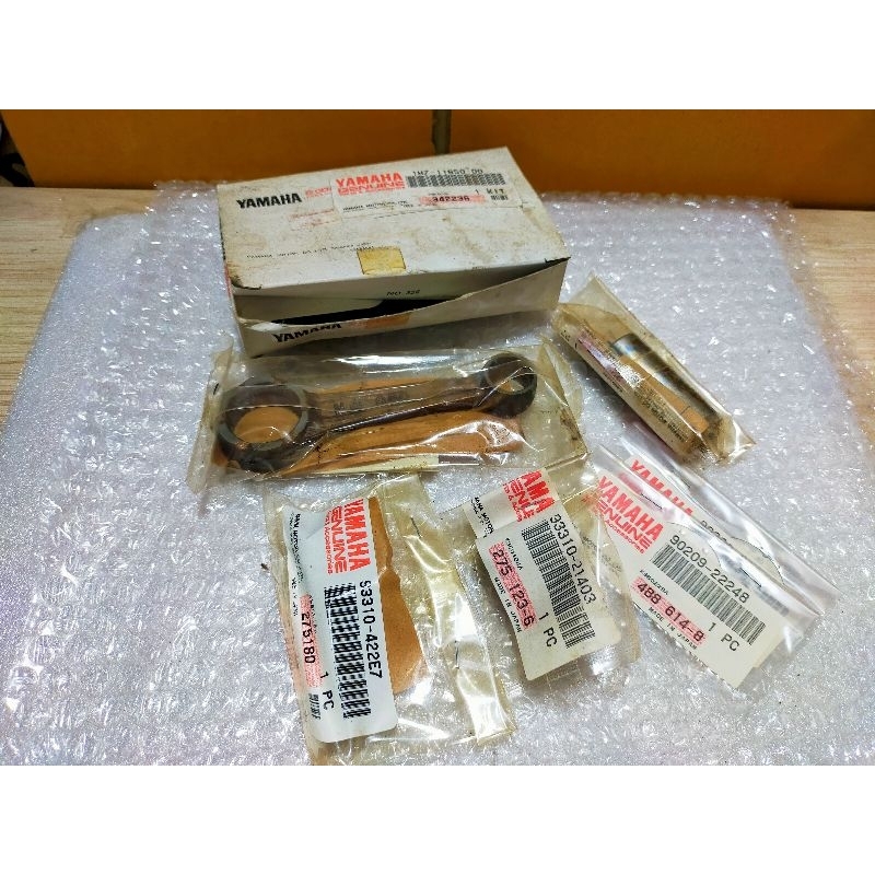 ยามาฮ่า ชุดก้านสูบ Yamaha DT100,RX100,DX100 Parts 1M7-11650-00 ☀️แท้ใหม่ ☀️ ของใหม่ในห่อ iMade in Ja