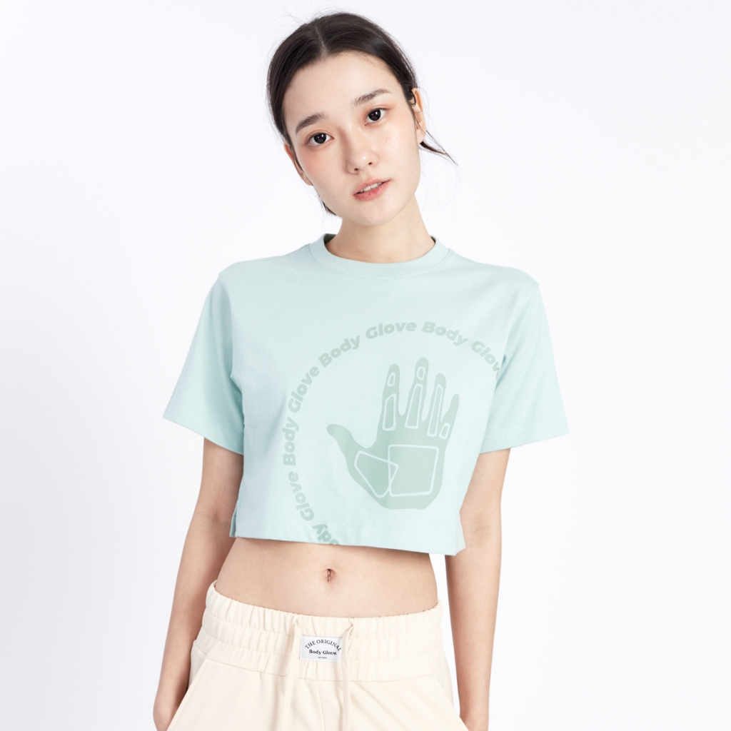 BODY GLOVE Women's SC Cropped T-Shirt 2024 เสื้อยืดครอปแขนสั้น ลายโลโก้