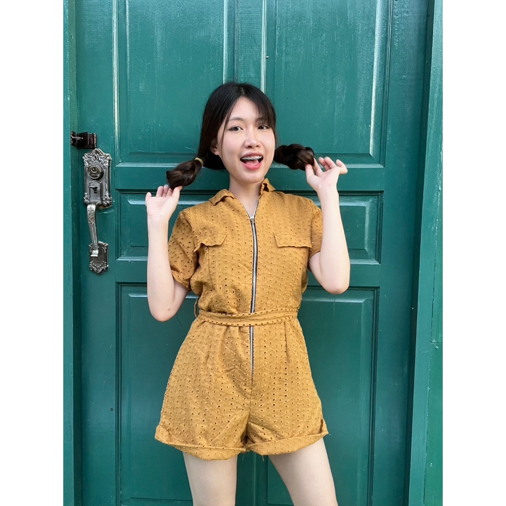 จั้มnuyshopงานซิป ผ้าลูกไม้ซับในอย่างดี [พร้อมส่งจากไทย]