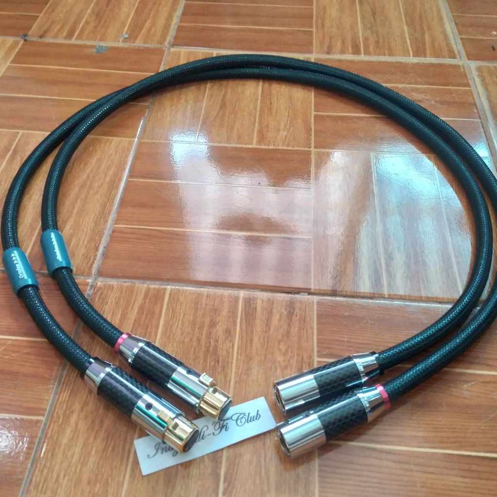 *สายสัญญาณ Balance แบบ 2 เส้น XLR ORTOFON Reference 8NX หัวแจ็ค XLR Carbon Kevlar ชุบทอง