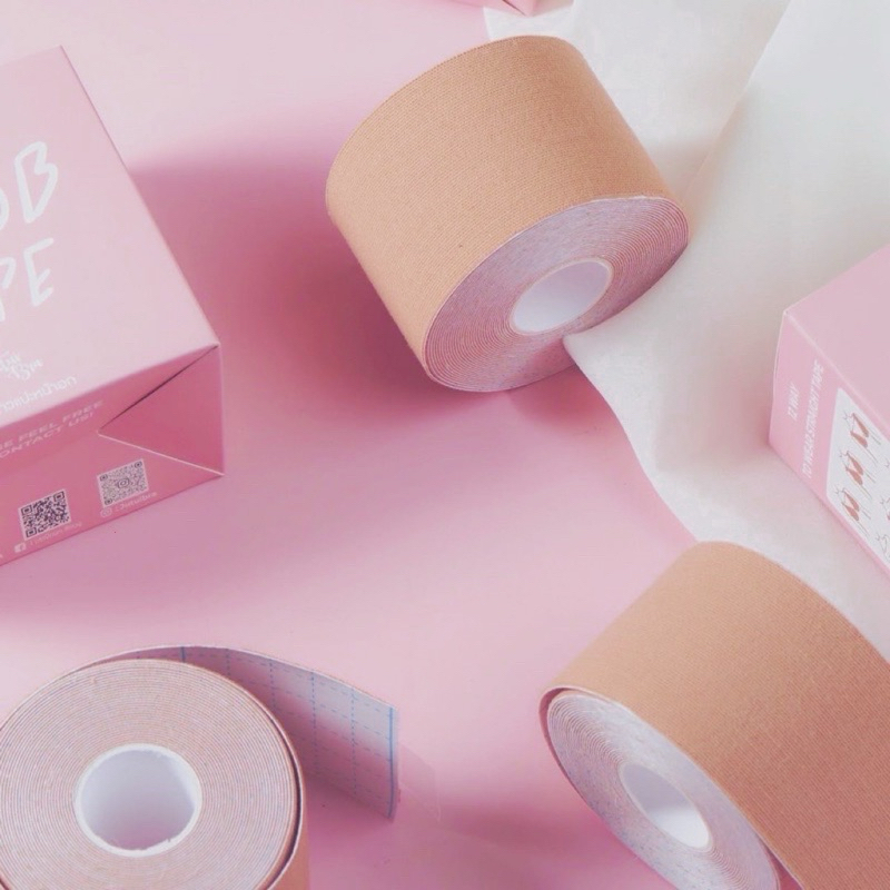 เทปกาวแปะหน้าอก ยกกระชับ boob tape รุ่นใหม่ กาวเหนียว ติดทนมากขึ้น กันน้ำ กันเหงื่อ บรรจุ 1 ชิ้น