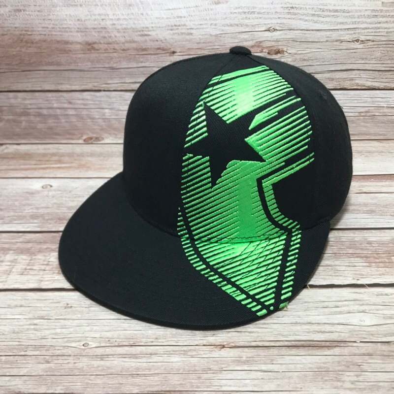 หมวก Famous Stars &amp; Straps Flexfit Fitted Hat Black/Green