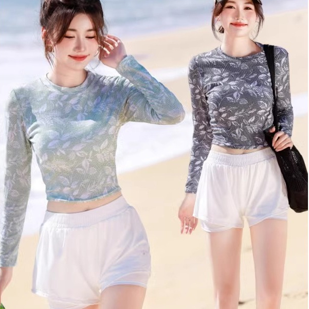 NEW ชุดว่ายน้ําแขนยาว ชุดว่ายน้ําผู้หญิงทูพีช กันUV ชุดว่ายน้ำผู้หญิง ชุดชุดว่ายน้ําแขนยาว+กางเกงขาสั้น