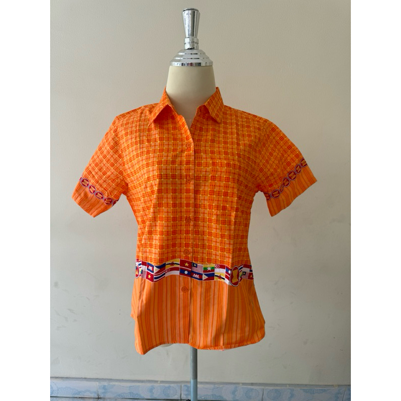พร้อมส่ง เสื้อเชิ้ตลายสก็อต สีส้ม ลายธงชาติอาเซียน