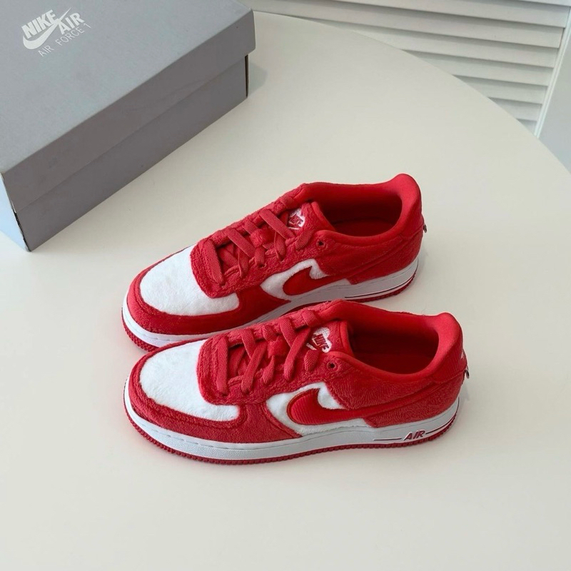 Nike GS Air Force 1 Low Valentine Day Team Red แท้ 100%
