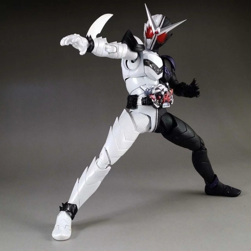 Kamen Rider W Fang Joker SHF Action Figure 15 cm