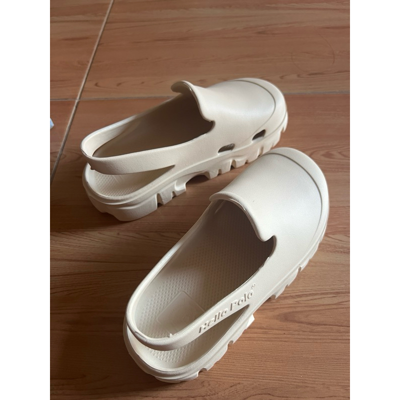 รองเท้า hello polo ไซส์ 35 (23 cm)