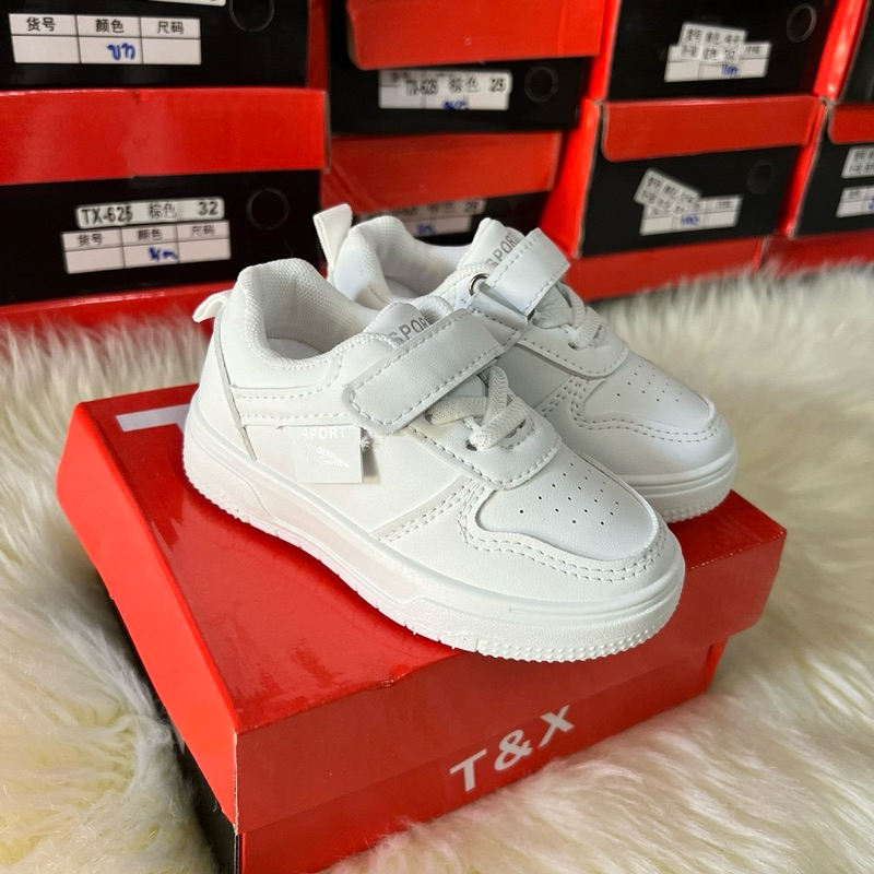 รองเท้าผ้าใบเด็กชายเด็กหญิงพร้อมส่ง(TXH8)