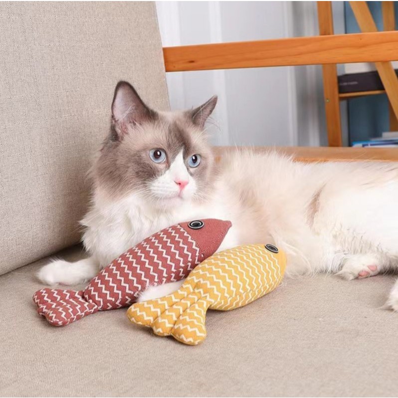 PEKO PRT&CAT [ปลาแคทนิป002] ของเล่น ตุ๊กตาปลาสอดไส้แคทนิป ขนาด 22 ซม. ของเล่นน้องแมวสุดฟินนน