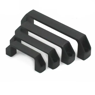 มือจับพลาสติกไนล่อน สีดำ ประตู หน้าต่าง เฟอร์นิเจอร์ เครื่องจักร และงาน DIY Black Nylon Pull Handle.