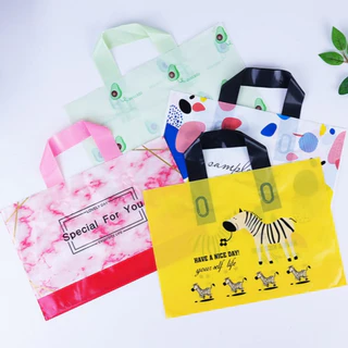 🇹🇭พร้อมส่งจากไทย🇹🇭 ถุงพลาสติกหูหิ้วพิมพ์ลายสัตว์น่ารัก มี3ขนาด