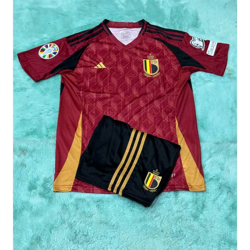 ชุดบอล ทีมชาติ-เบลเยียม (Belguim-Red Home) ปี2024/25 แขนสั้น เสื้อพร้อมกางเกง มีครบไซส์ ใหม่ล่าสุด