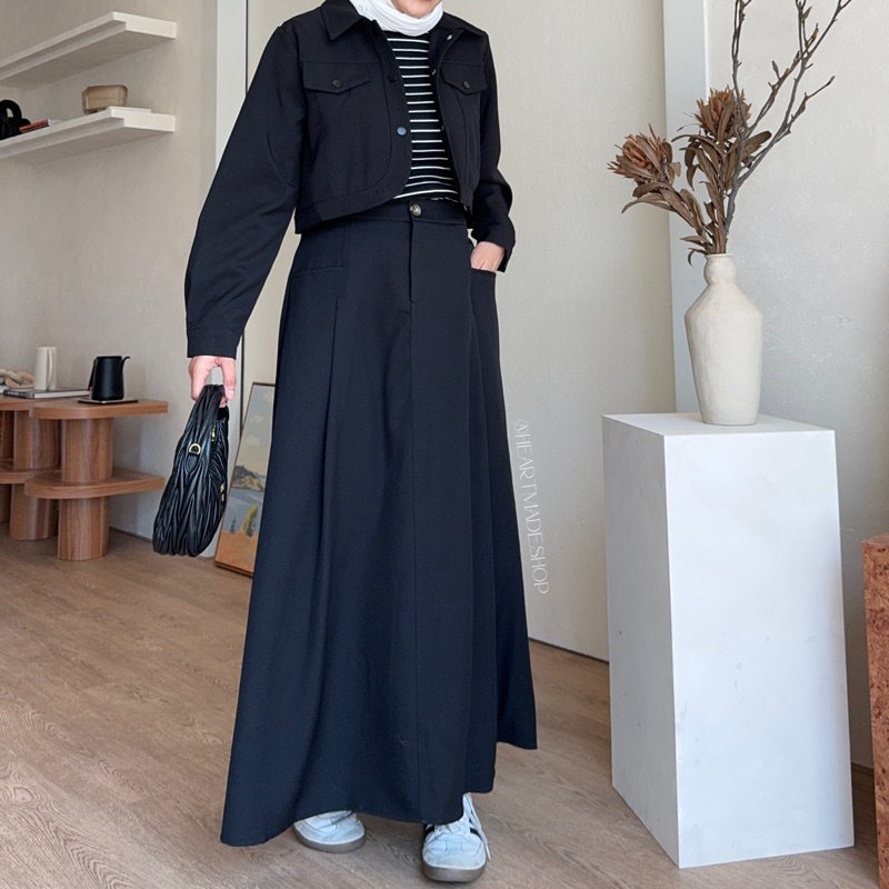 (D09) Heartmade - Sedar Set 🥔🥢 (สินค้าพร้อมส่ง) ชุดเซทเสื้อ+กระโปรงยาวสีพื้นแมชได้หลายลุค - รูปที่ 2