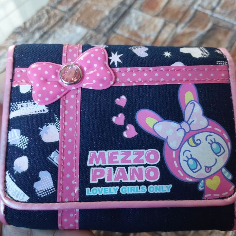Mezzo pianoกระเป๋าตังค์