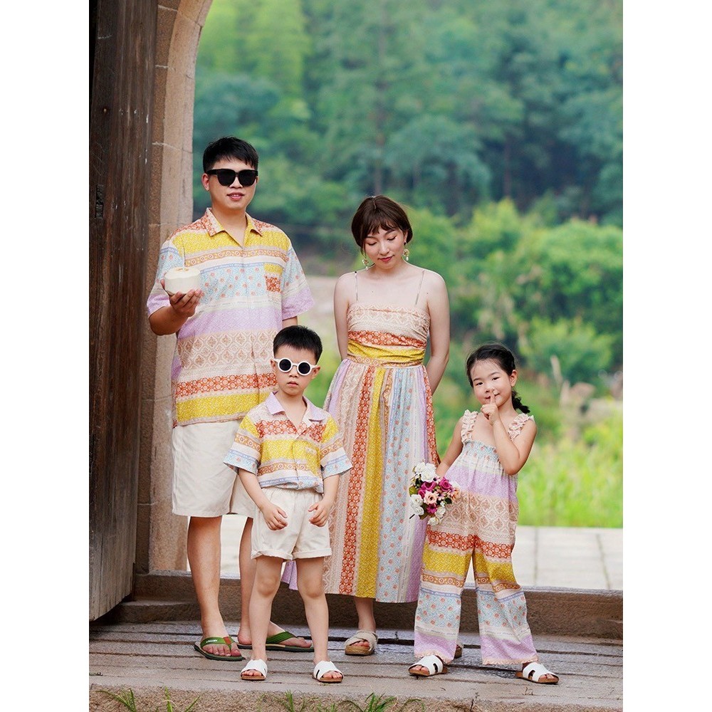 ชุดคู่ครอบครัว พร้อมไปตะเลแล้ว No.209