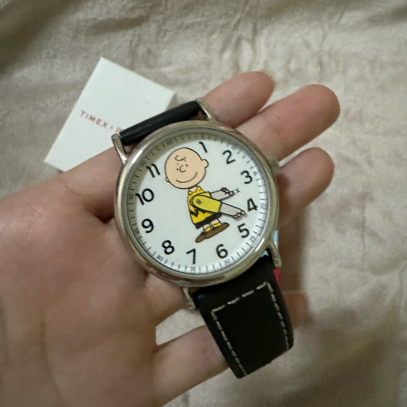 TM W20 TIMEX X PEANUTS CHARL TW2T60900 นาฬิกาข้อมือผู้ชายและผู้หญิง