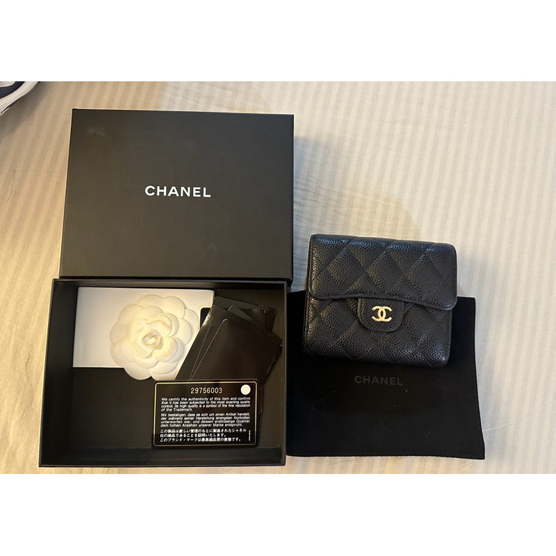 *Used; Chanel trifold wallet GHW holo29