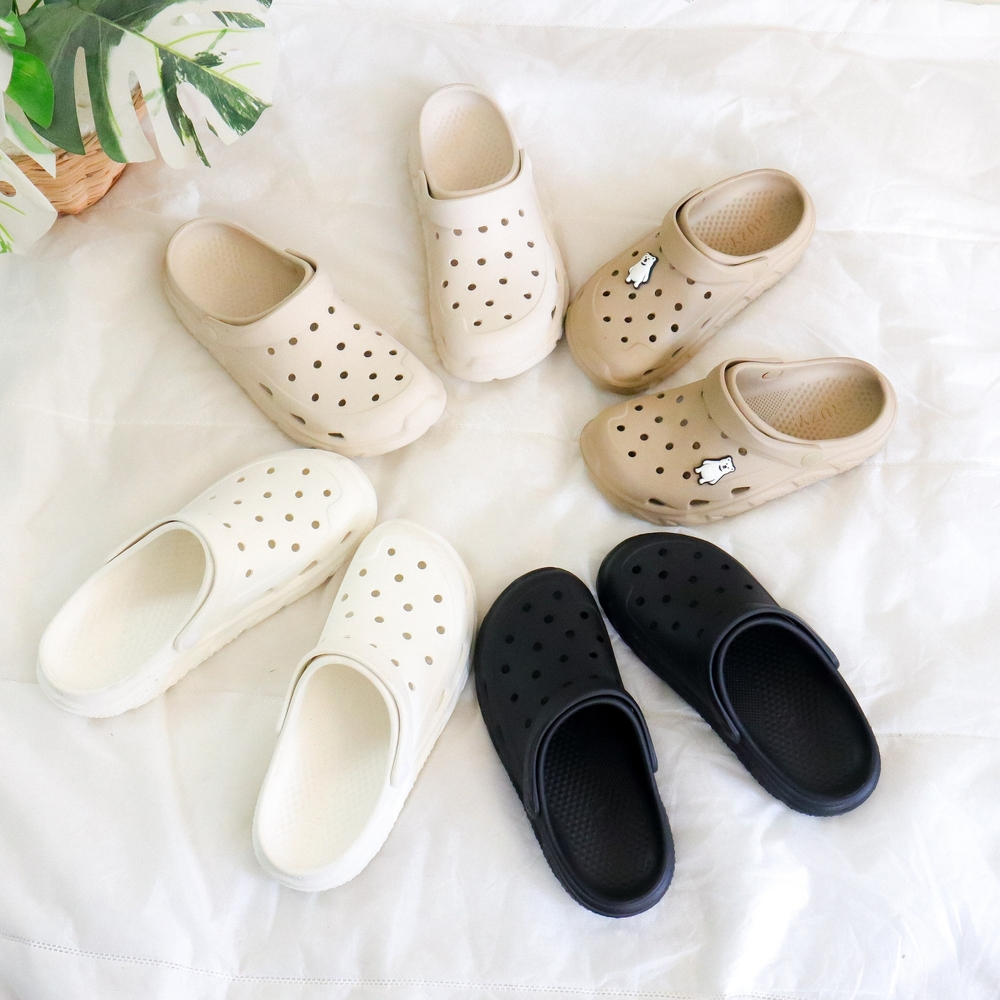 R.A SHOP รองเท้าแตะหัวโต Cruzy รุ่น Deco กันน้ำ กันลื่น นุ่ม เบา ใส่สบาย เหมาะกับคนหน้าเท้ากว้าง