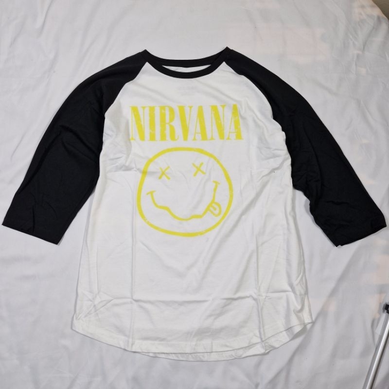 เสื้อวง  Nirvana แขนยาว 3 ส่วน ประเทศ มือ 1 ลิขสิทธิ์แท้