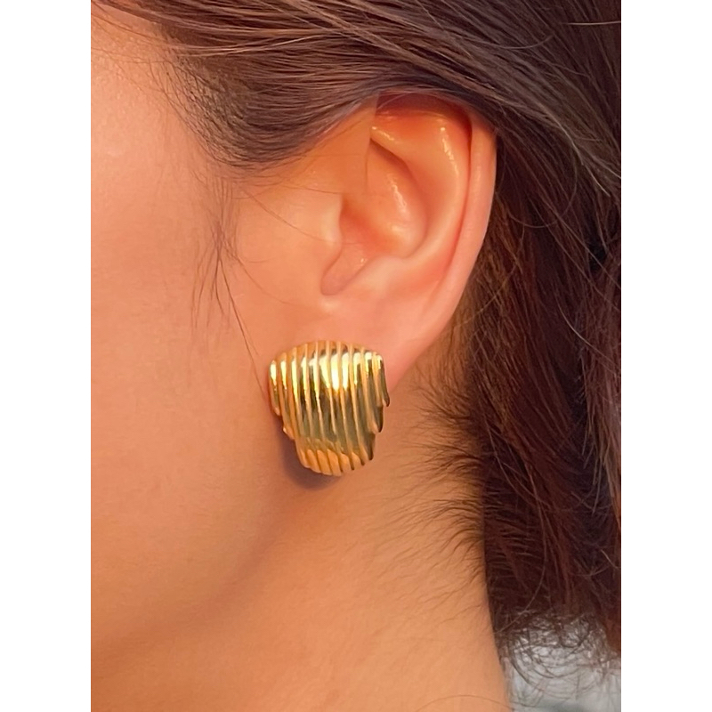 Am.mars ตุ้มหูสแตนเลส Stainless steel 18k gold Alice Stud earrings