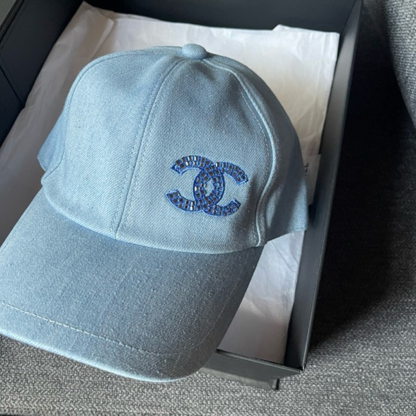 ชาNEI Logo Cap หมวกชาแนวผ้าด้านในลายสวยมากโลโก้แน่นๆ คอลใหม่ SS24
