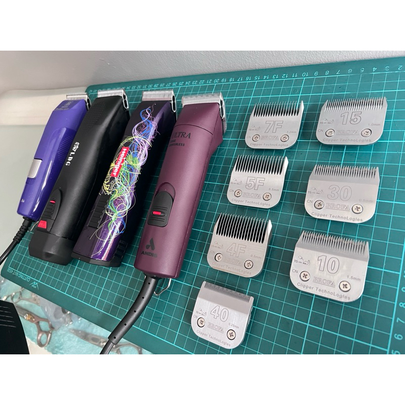 ขายดีถูกBrofa Thailandใบมีดปัตตาเลี่ยนตัดขนสุนัขเกรดอย่างดี เนื้อใบเงามากไม่เป็นสนิม ใช้กับAndis Oster Heinigerได้ - รูปที่ 3