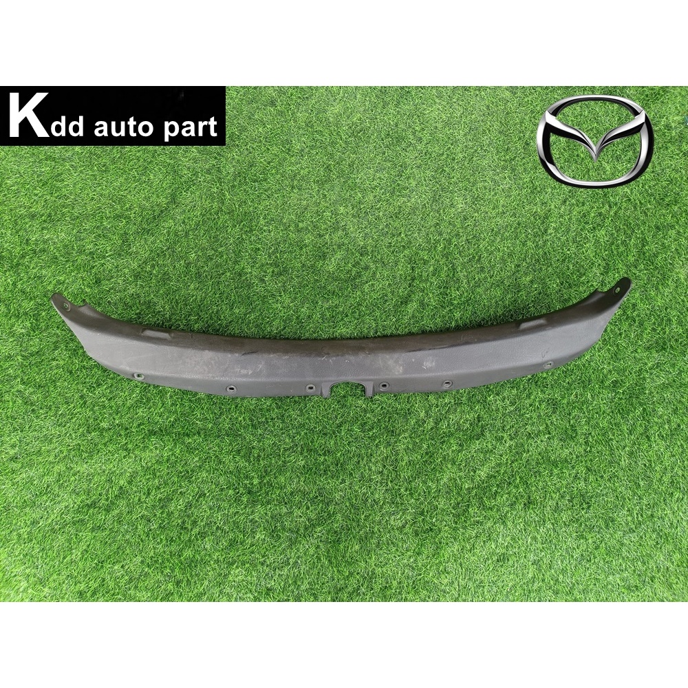 กาบพลาสติกด้านหลังฝาท้าย Mazda 323 Astina Popup