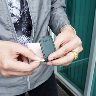 Folio : Khoon Money Clip ที่หนีบธนบัตรหนังแท้ฟอกฝาด แม่เหล็กแข็งแรง ปั๊มชื่อฟรี-รหัส10619