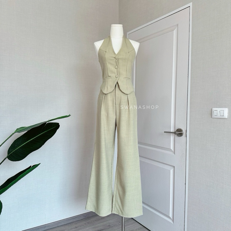 Used once ชุด set ของ Swanna shop สีเขียวอ่อน ไซต์ S