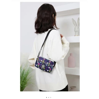 กระเป๋าสะพายข้าง ใส่โทรศัพท์ได้ มีลายดอกไม้ สวยๆ 2ซิป ยาว18*11*6
