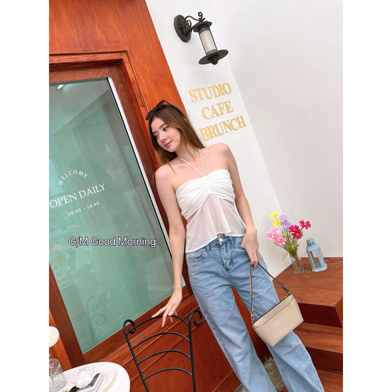เสื้อเกาะอกเว้าด้านหลังเป็นสม็อคใส่ซิป รหัสT84