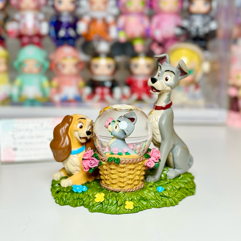 พร้อมส่ง 🌟 Disney Store Exclusive  - Lady and the Tramp Snow Globe