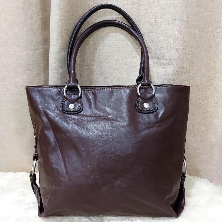 Tommy Hilfiger Tote Leather Handbag กระเป๋าสะพายข้างมือสอง แบรนด์แท้ ของแท้