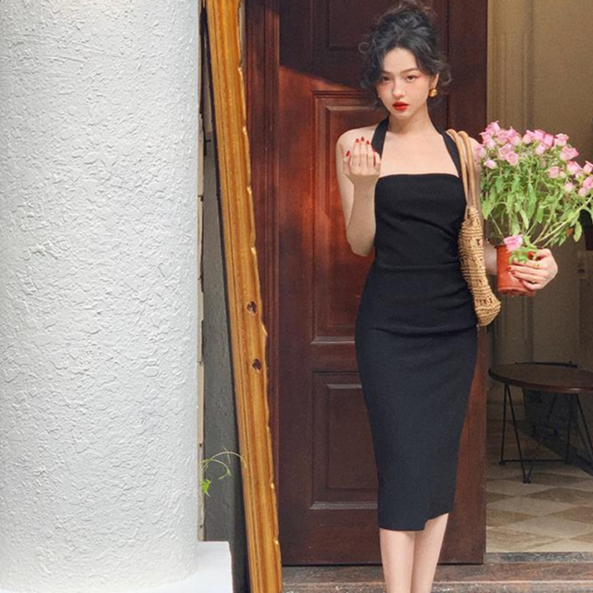 aililai1688 เดรสจ้าตัวมารดามาก ใส่แล้วเหมือนนางพญาสุดๆ ออกเดทหรือเป็นทางการ ตัวนี้เอาอยู่พร้อมจัดส่ง