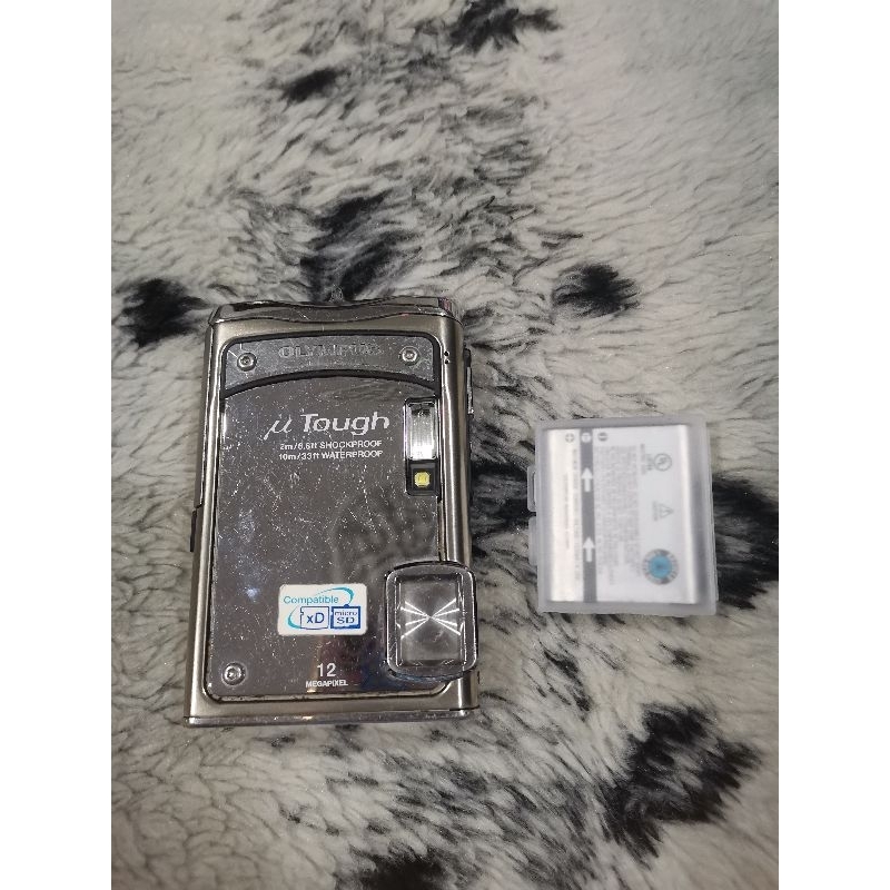 กล้องดิจิตอล​ Olympus tough-8000​  เอาไปซ่อมนะคะ