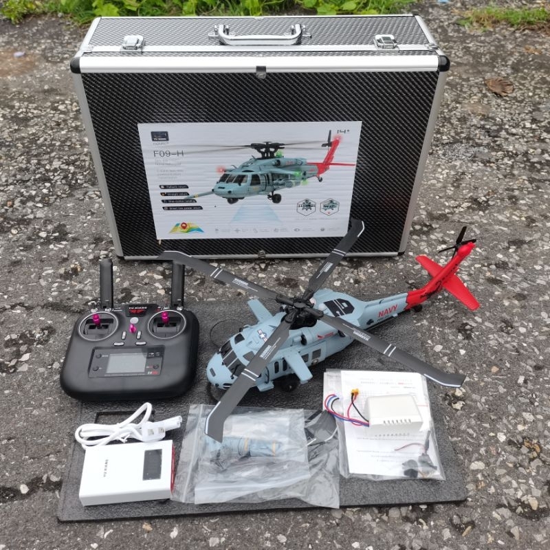 YUXIANG F09-H 6CH GPS Brushless Motor 1:47 Scale UH60 Black Hawk เฮลิคอปเตอร์ RTF