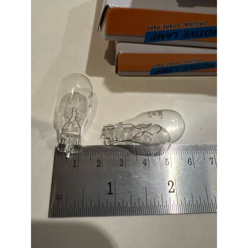 *เริ่ม 2หลอด* หลอดไฟ หลอดไฟรถยนต์ หลอดไฟเสียบ T15 12V 15w ยี่ห้อ formula