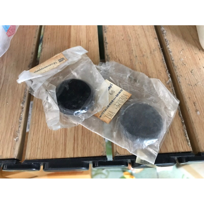 ยางอุดตะเกียบหน้า f50 f70 fr50 fr80 แท้ใหม่