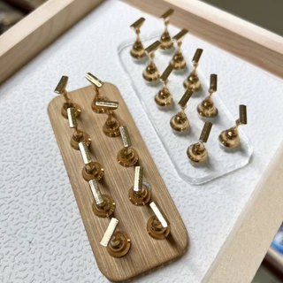 แท่นสำหรับวางเล็บปลอม 10 ชิ้น Lorossi [พร้อมส่งจากไทย]