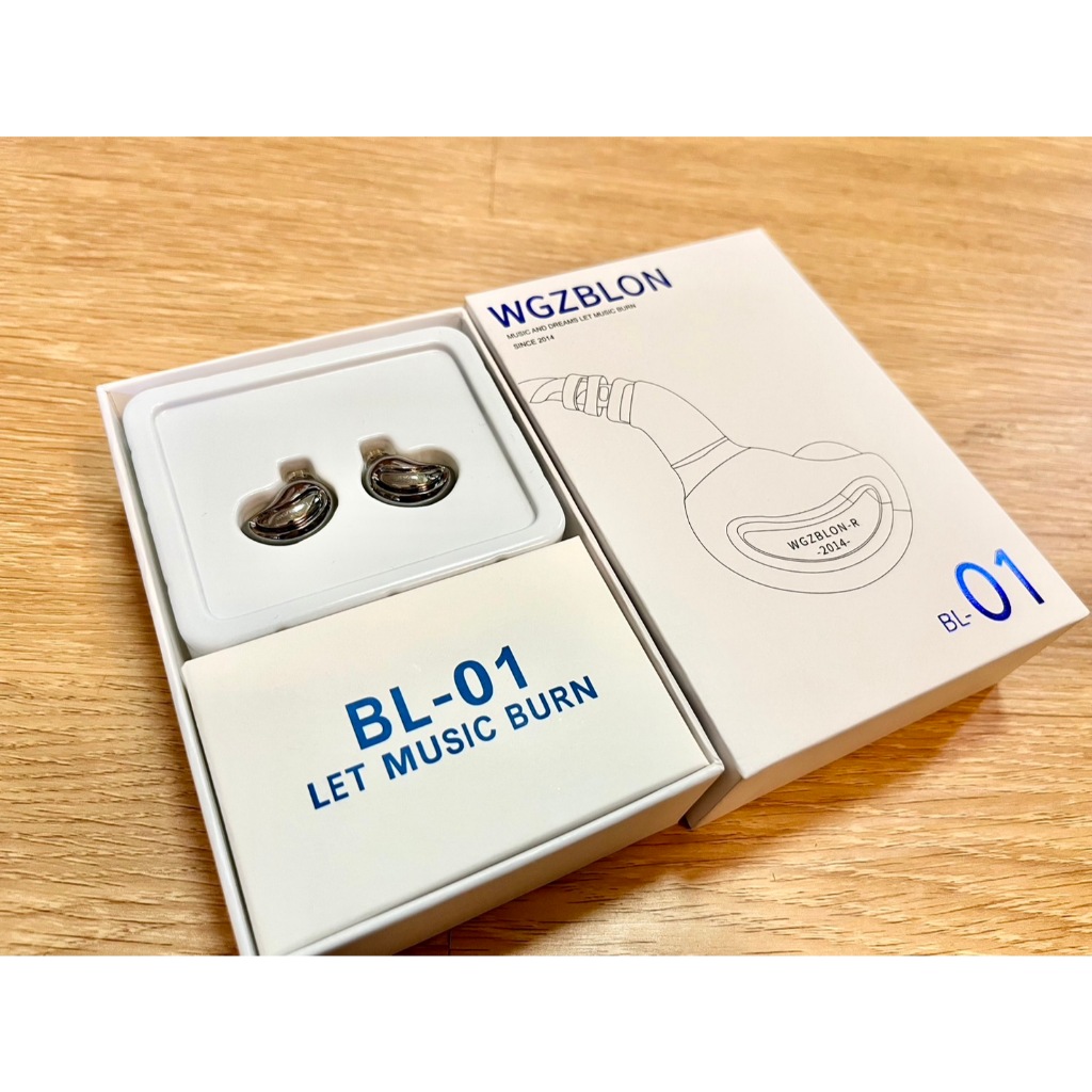 BLON BL01 หูฟังโลหะ ไดรเวอร์ Dynamic ประกันศูนย์ไทย ถอดเปลี่ยนสายได้ ขั้วแบบ 2Pin มีไมค์ ราคา ถูกที่สุด ดีลบีเคเค แกลเลอรีภาพที่ 3